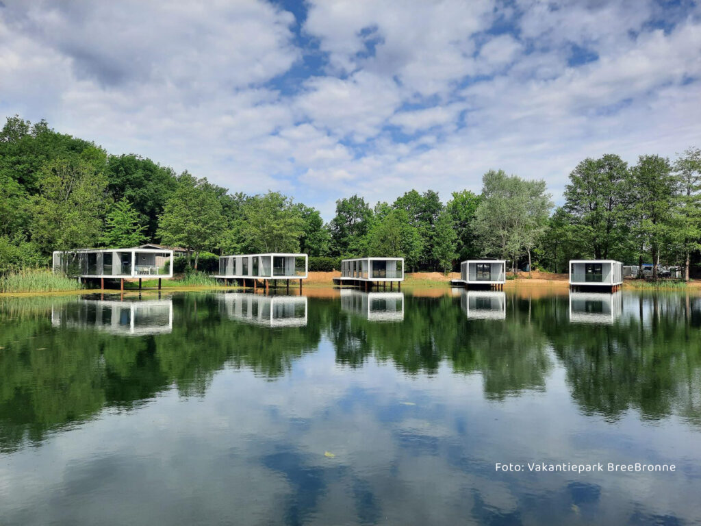 luxe vakantiechalets op Vakantiepark BreeBronne