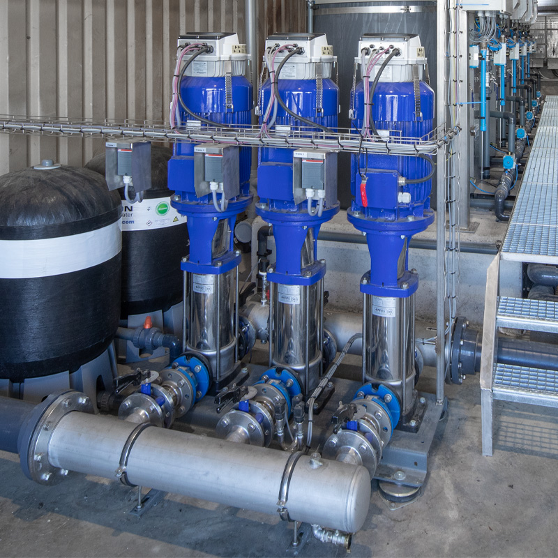 Drukverhogingsunit bij Maasoever Coldstore, samengesteld door Remon Waterbehandeling