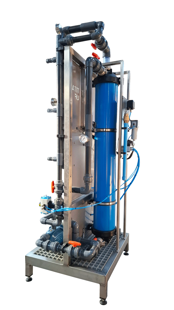 achterzijde van de Titan UF Ultrafiltratie van Remon