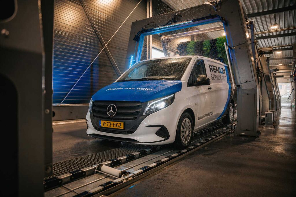Remon service bus door cawash