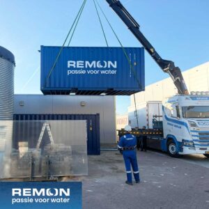 geisoleerde container met waterbehandeling voor kettingwasstraat in Venray