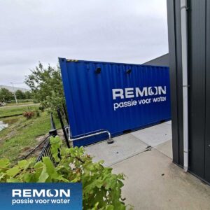 Geisoleerde container met waterbehandeling voor Urker vishandel